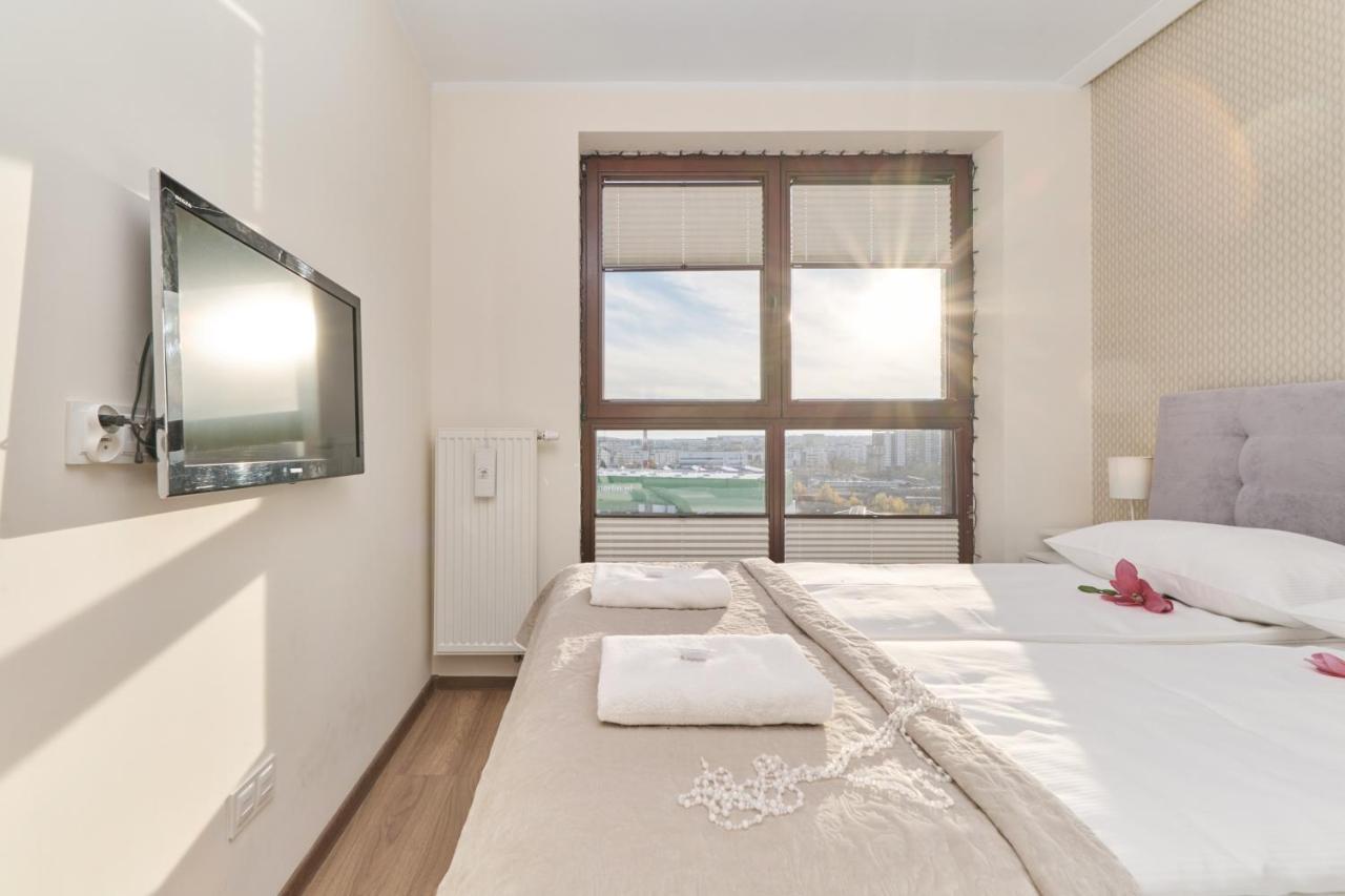 Apartment Wroclaw Krakowska With Balcony And Free Garage By Noclegi Renters Bagian luar foto
