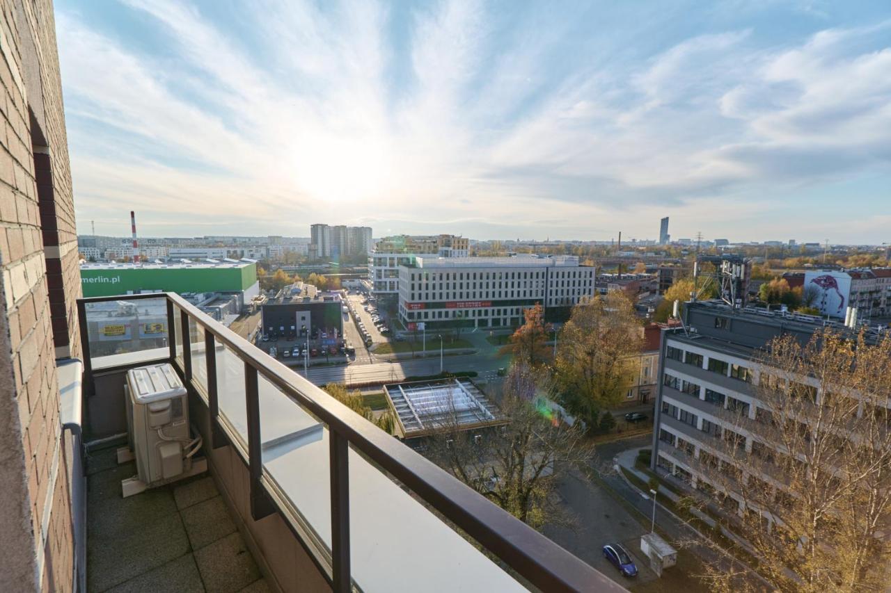Apartment Wroclaw Krakowska With Balcony And Free Garage By Noclegi Renters Bagian luar foto